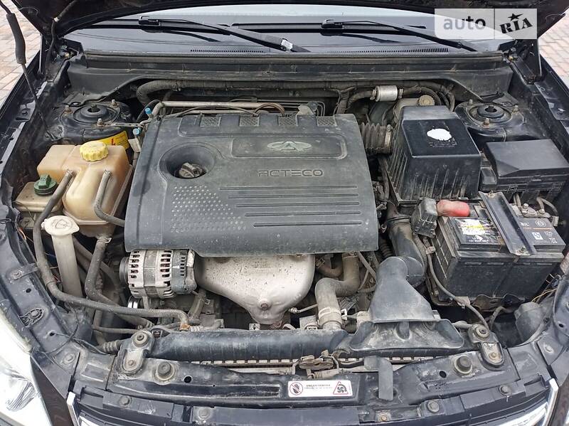 Седан Chery E5 2014 в Звягеле