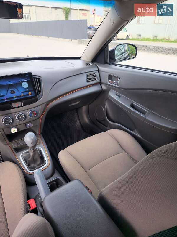 Седан Chery E5 2014 в Львове