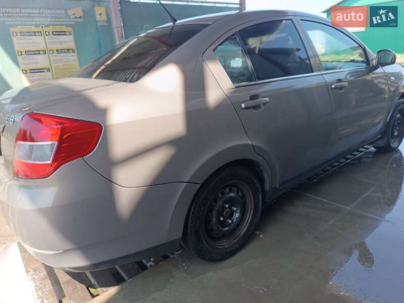 Седан Chery E5 2014 в Попільні