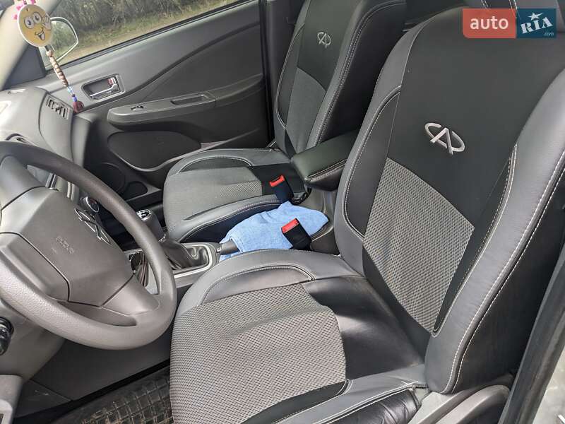 Седан Chery E5 2013 в Тульчине