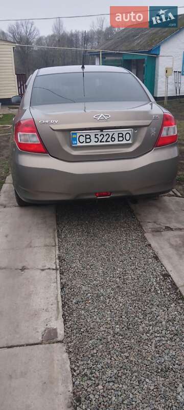 Седан Chery E5 2014 в Сребном