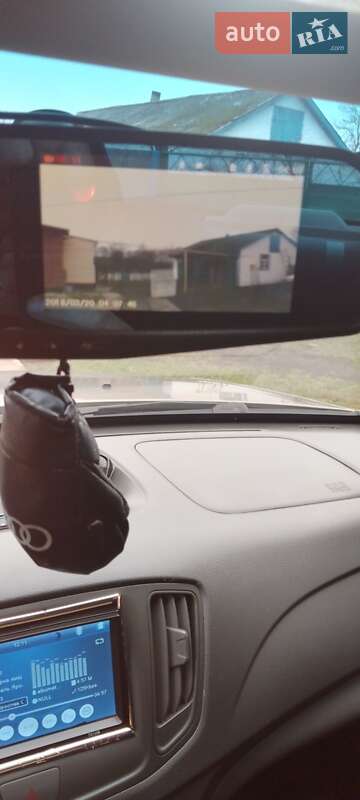 Седан Chery E5 2014 в Сребном