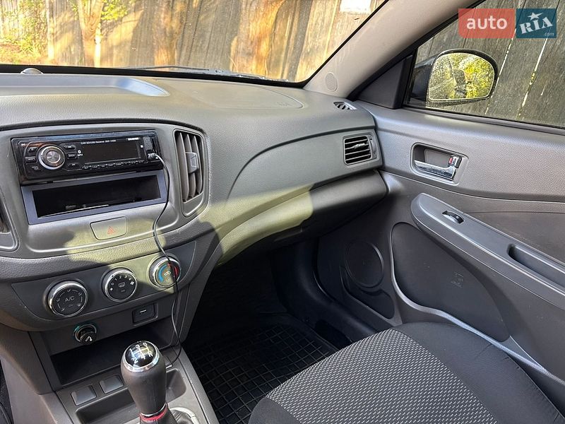 Седан Chery E5 2014 в Дрогобыче