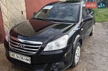 Седан Chery E5 2014 в Комсомольському