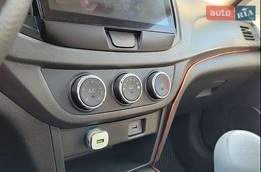 Седан Chery E5 2014 в Млинове