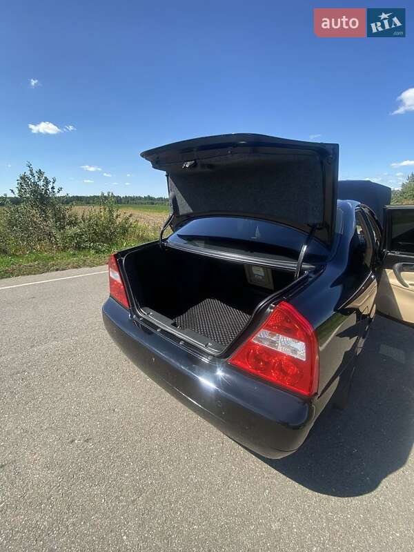 Седан Chery Eastar 2010 в Житомире