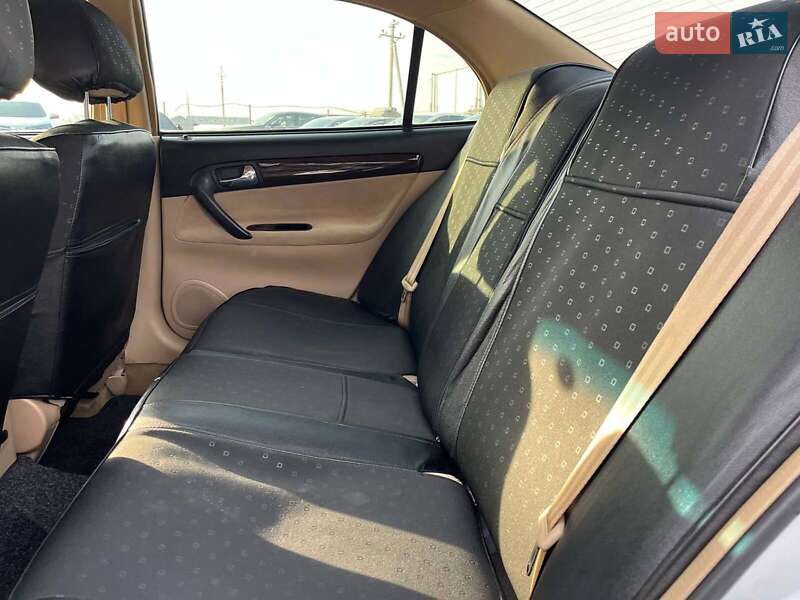 Седан Chery Eastar 2008 в Львове