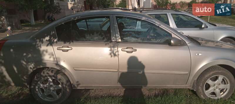 Седан Chery Elara 2007 в Ужгороде