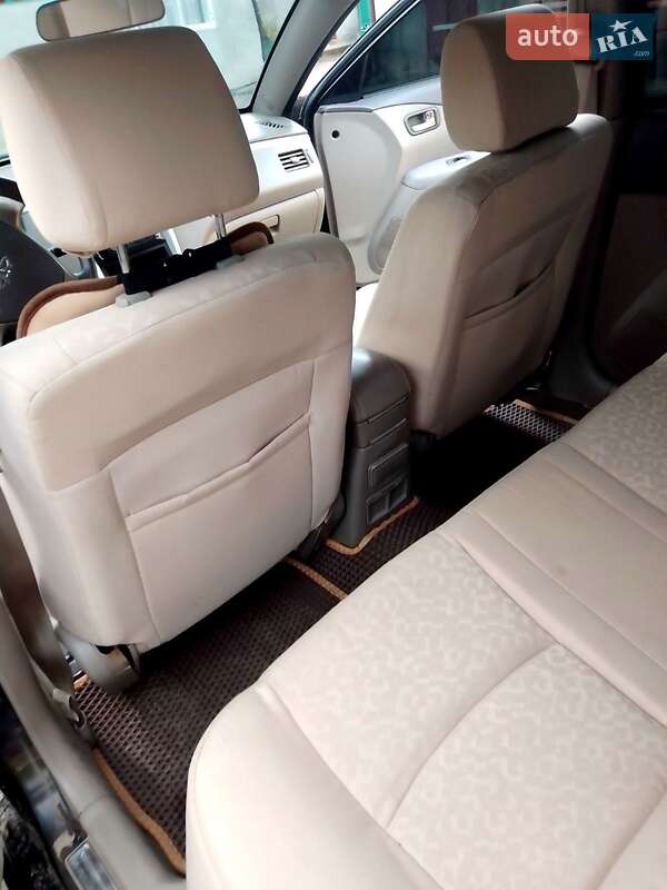 Седан Chery Elara 2010 в Сокале