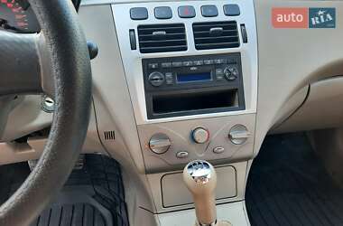 Седан Chery Elara 2010 в 