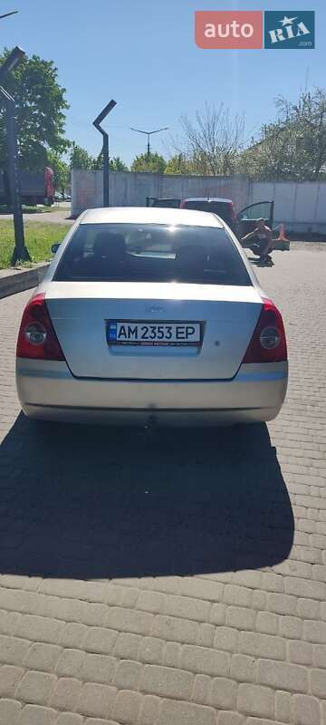 Седан Chery Elara 2008 в Коростені