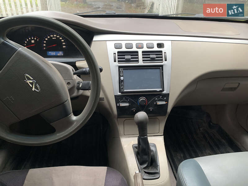 Седан Chery Elara 2008 в Барановке