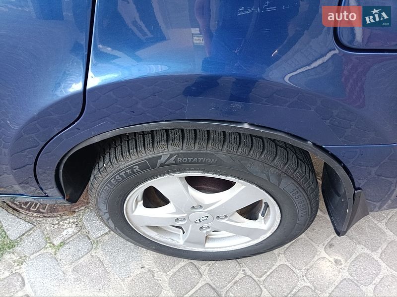 Седан Chery Elara 2010 в Стрию