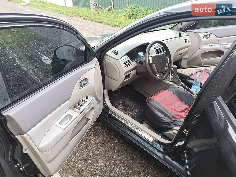 Седан Chery Elara 2011 в Чернигове