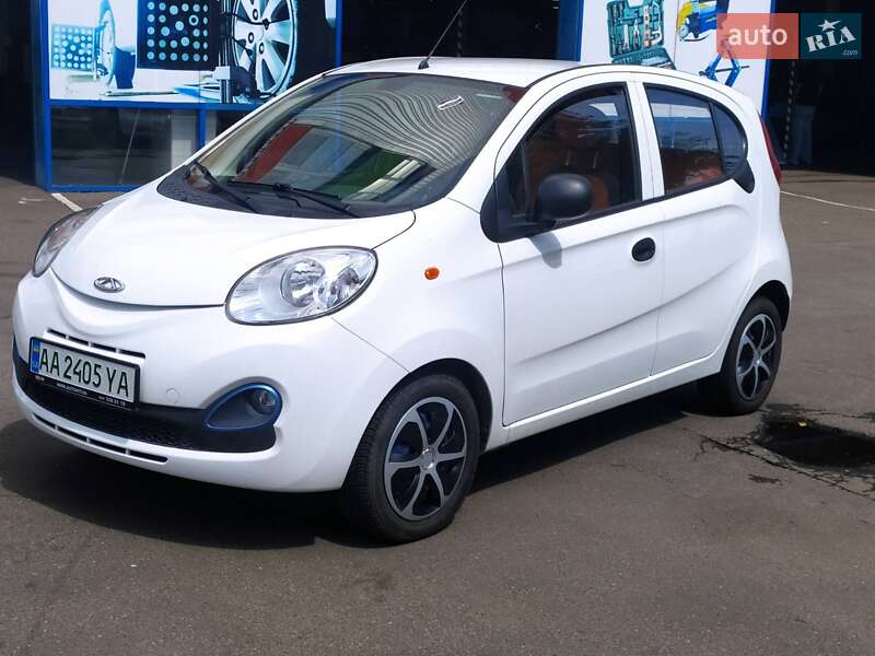 Хэтчбек Chery eQ 2017 в 