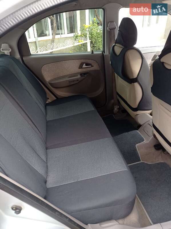 Лифтбек Chery Jaggi 2008 в Сарате фото 6 Лифтбек Chery Jaggi 2008 в Сарате