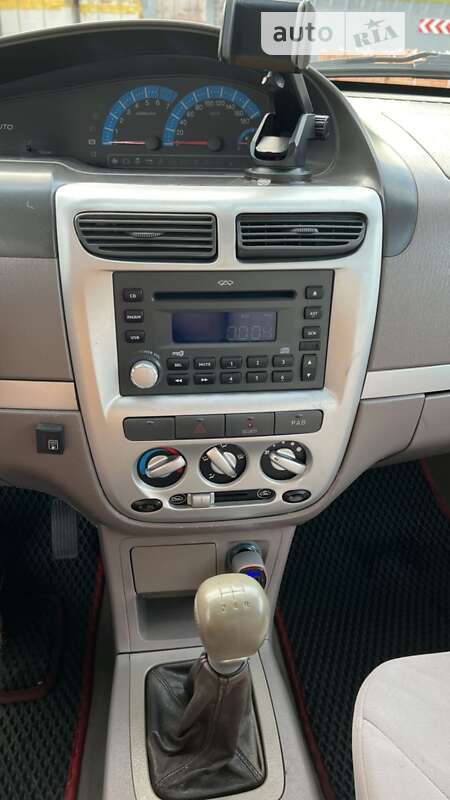 Лифтбек Chery Jaggi 2008 в Житомире