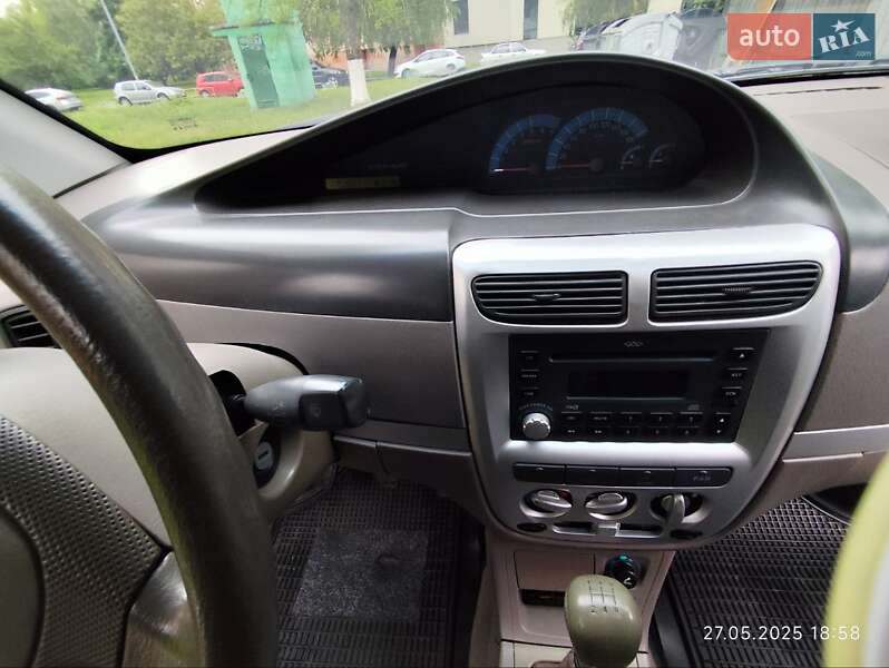 Лифтбек Chery Jaggi 2008 в Киеве