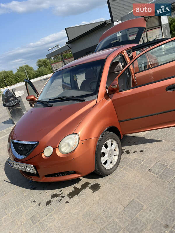 Лифтбек Chery Jaggi 2008 в 