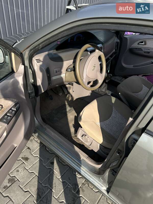 Лифтбек Chery Jaggi 2008 в Львове