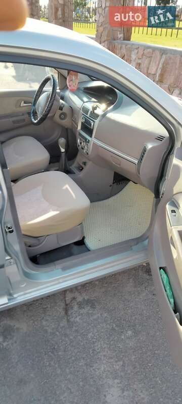 Лифтбек Chery Jaggi 2007 в Ровно