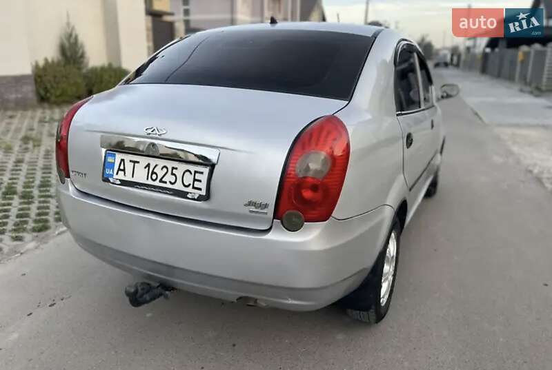 Лифтбек Chery Jaggi 2008 в Кельменцах