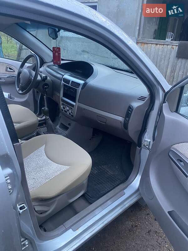 Ліфтбек Chery Jaggi 2008 в Ізяславі