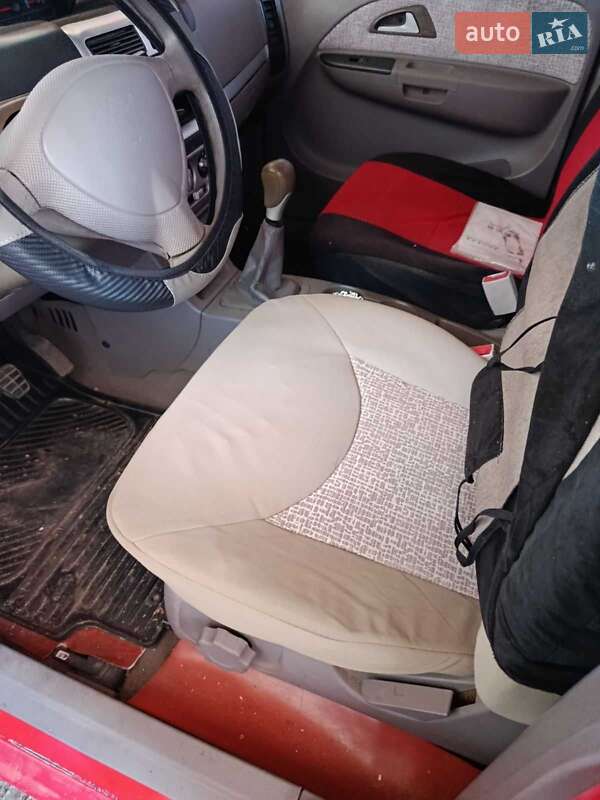 Лифтбек Chery Jaggi 2008 в Емильчине