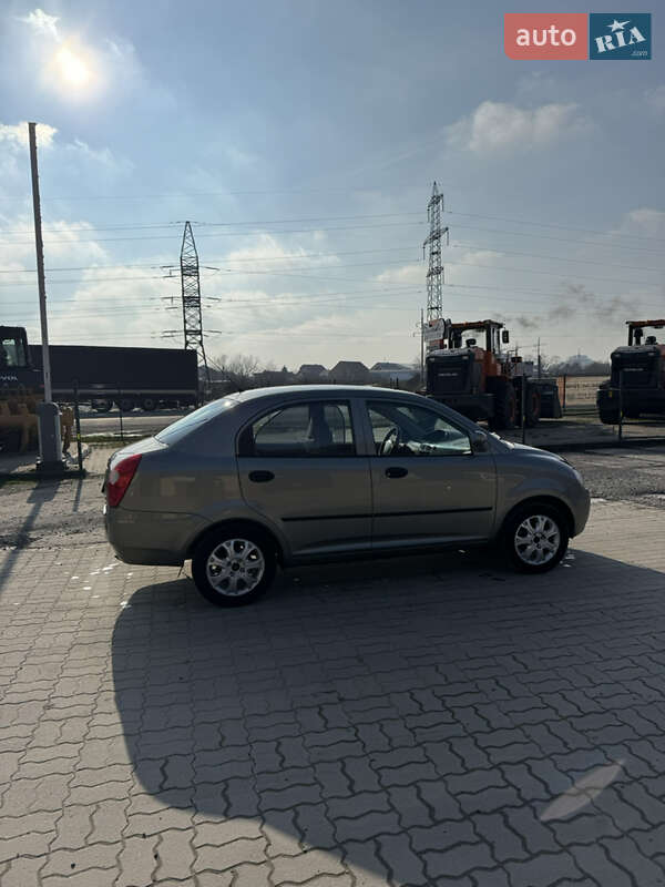 Ліфтбек Chery Jaggi 2008 в Мукачевому