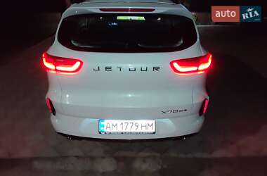 Позашляховик / Кросовер Chery Jetour X70 2022 в 