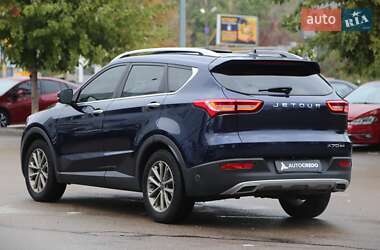 Позашляховик / Кросовер Chery Jetour X70 2021 в 