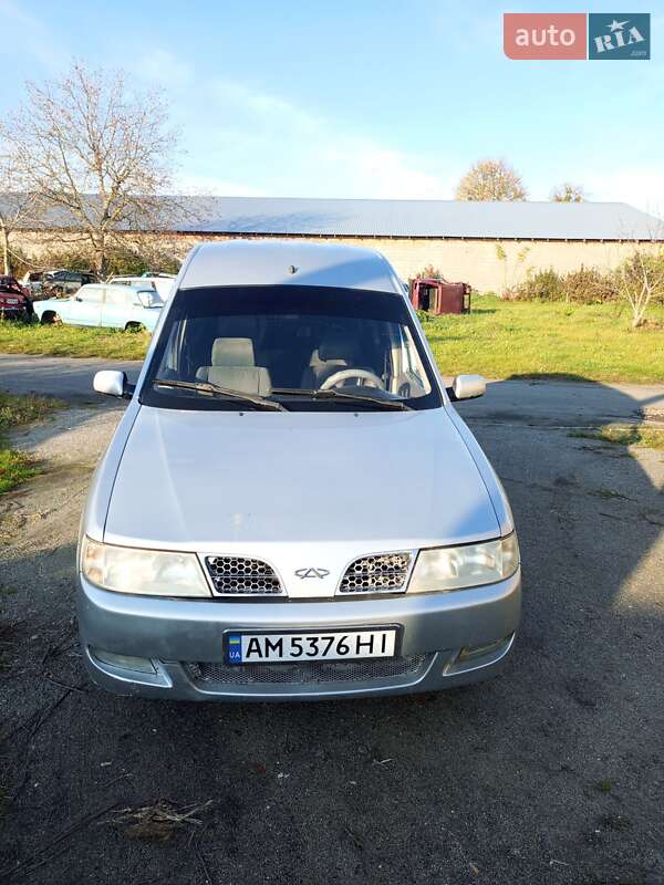 Минивэн Chery Karry 2008 в Полонном