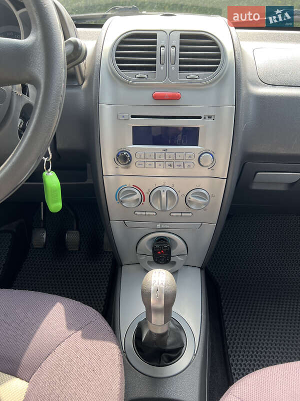 Хэтчбек Chery Kimo 2008 в Днепре фото 4 Хэтчбек Chery Kimo 2008 в Днепре