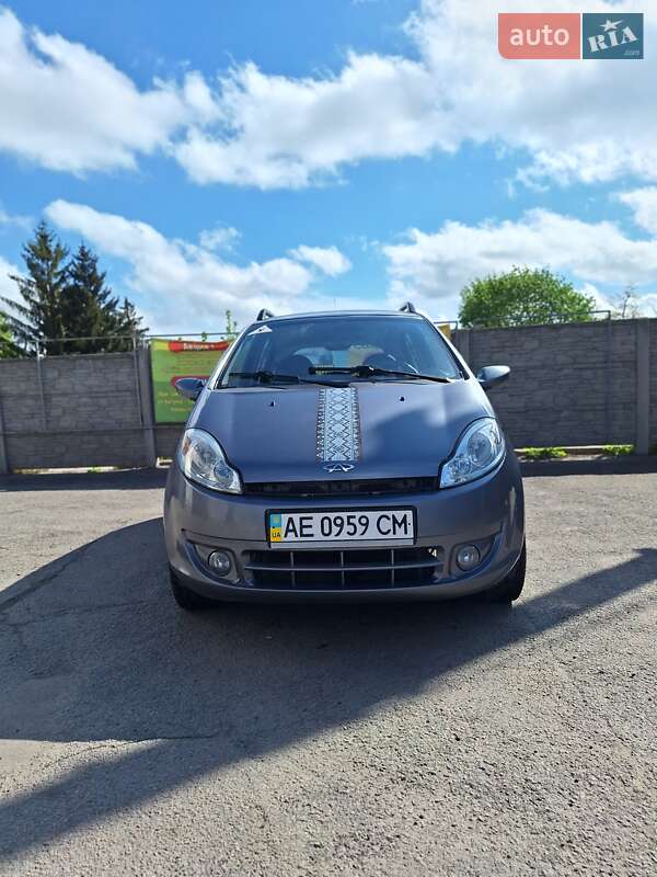 Хэтчбек Chery Kimo 2008 в Каменском