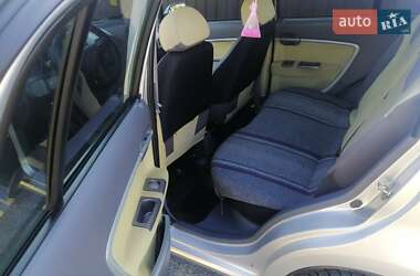 Хэтчбек Chery Kimo 2011 в 