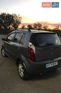 Хэтчбек Chery Kimo 2008 в 