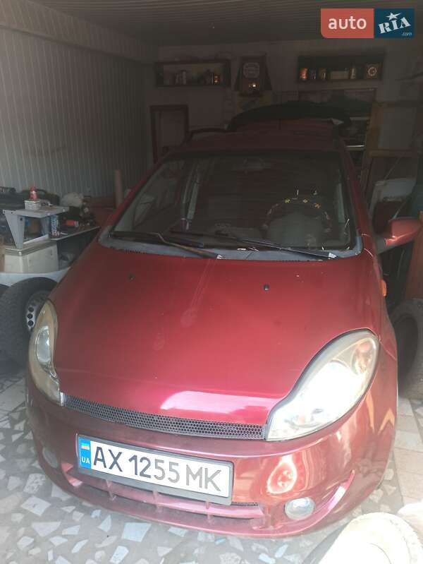 Хэтчбек Chery Kimo 2008 в 