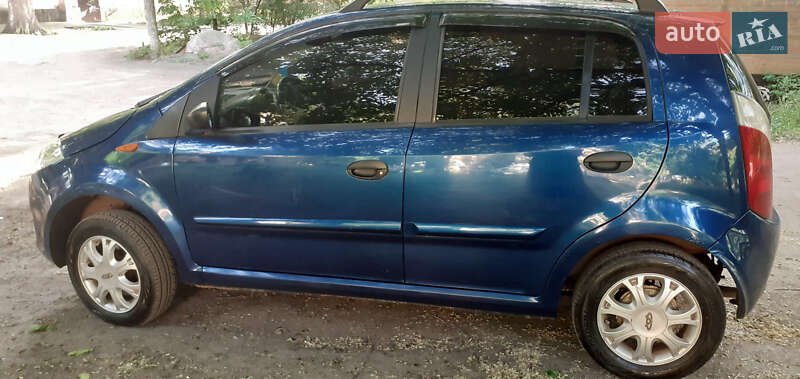 Хэтчбек Chery Kimo 2008 в Кривом Роге