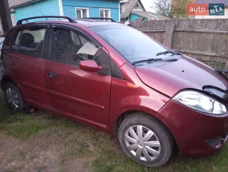 Хетчбек Chery Kimo 2008 в Городні