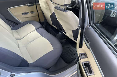 Хэтчбек Chery Kimo 2011 в 