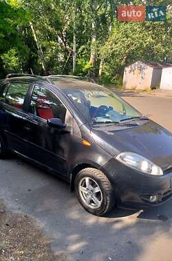 Хэтчбек Chery Kimo 2011 в 