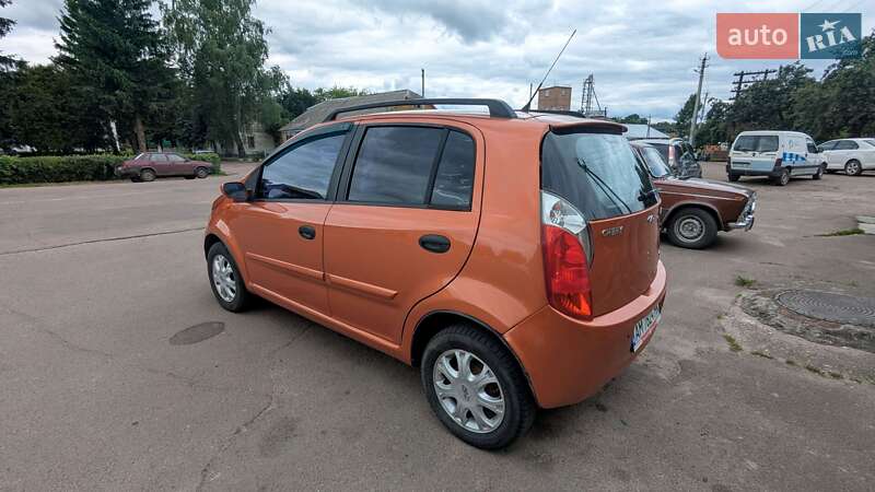 Хэтчбек Chery Kimo 2008 в На Новой Боровой