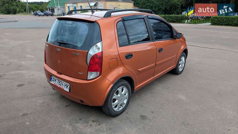 Хэтчбек Chery Kimo 2008 в На Новой Боровой