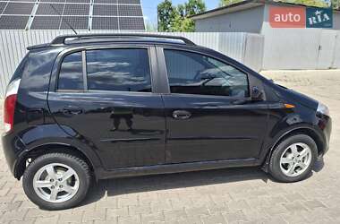 Хэтчбек Chery Kimo 2011 в 