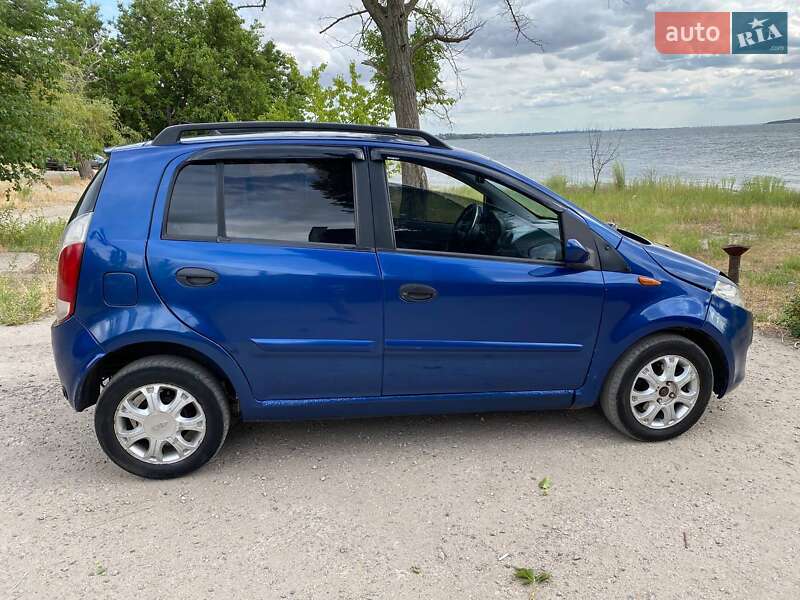 Хэтчбек Chery Kimo 2008 в 
