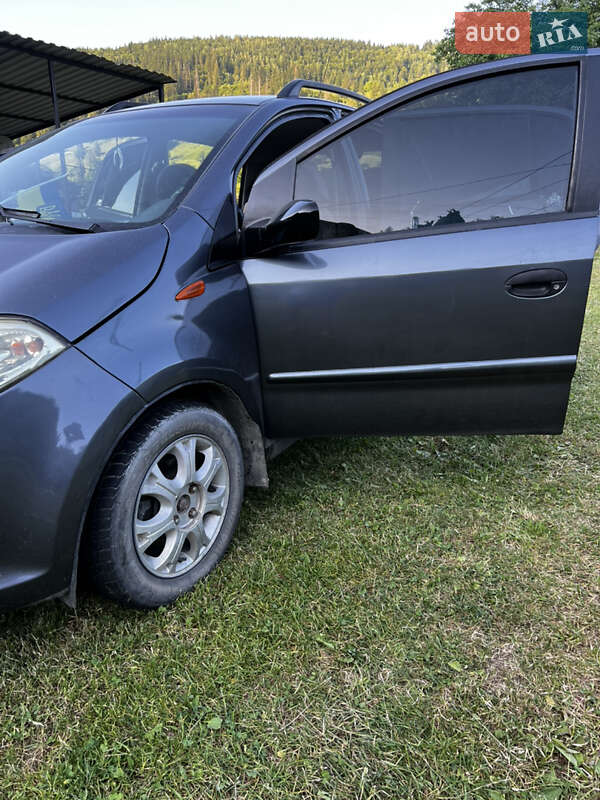 Хэтчбек Chery Kimo 2008 в 
