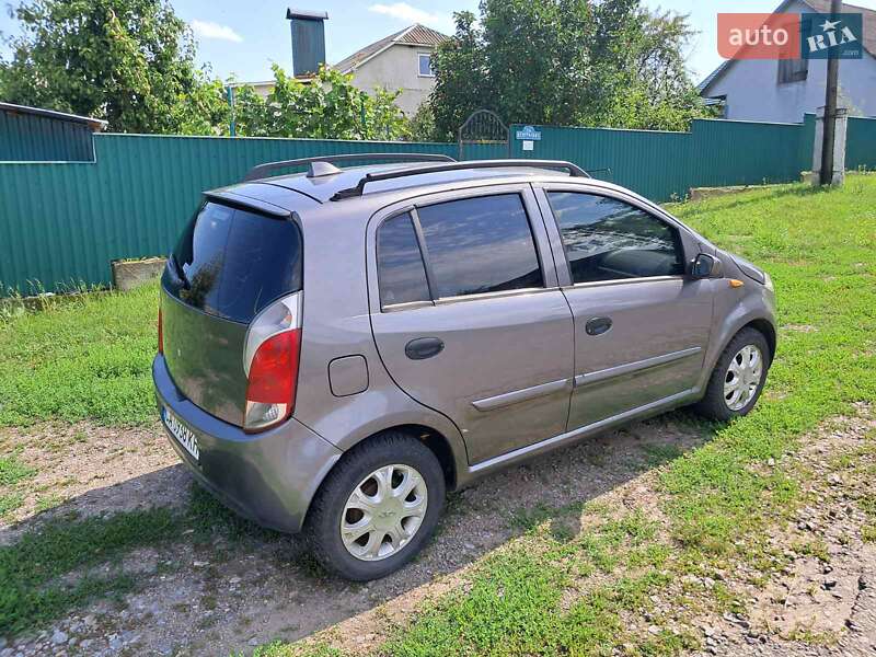 Хэтчбек Chery Kimo 2008 в 