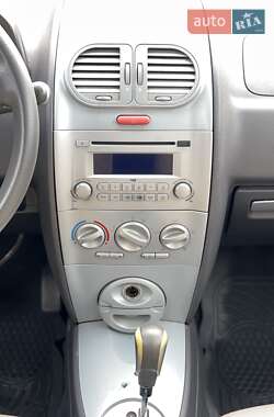 Хэтчбек Chery Kimo 2011 в 