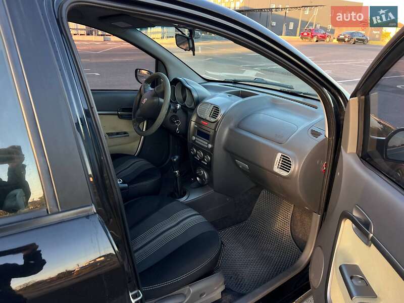 Хэтчбек Chery Kimo 2011 в Николаеве фото 8 Хэтчбек Chery Kimo 2011 в Николаеве