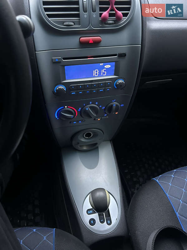 Хэтчбек Chery Kimo 2011 в Киеве